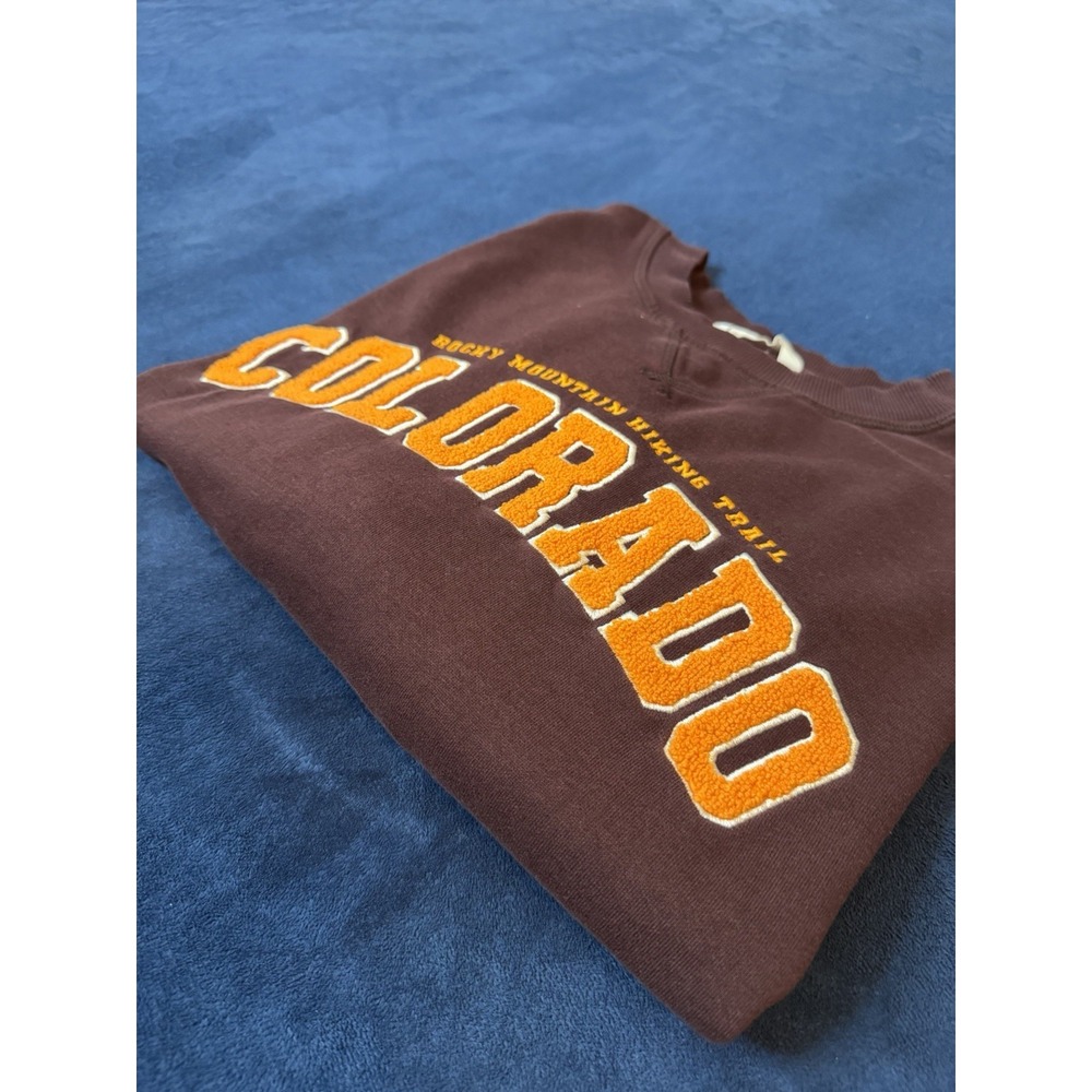 H&M Colorado Embroidered Crewneck Sweatshirt Women Small Brown Pullover